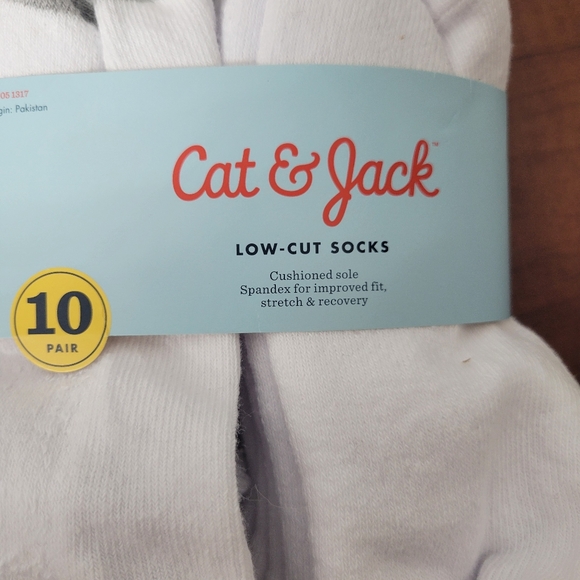 Cat & Jack Boys White and Gray Crew and Low-Cut Socks 2 Pack Of 10 - Picture 5 of 7